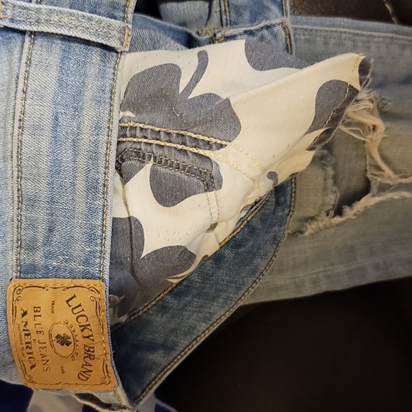 Excellent Lucky Brand distressed skinny jeans sz 26 - Picture 7 of 8